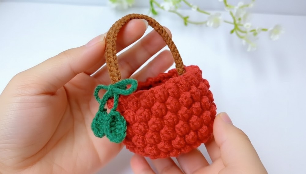 Crochet Lychee Storage Basket Pattern 7