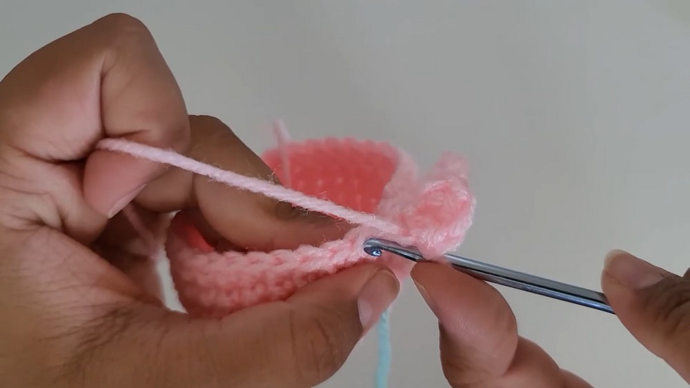 Crochet Mini Whale Amigurumi Pattern 3