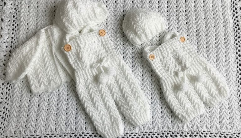 Cute Crochet Baby Overall Pattern 9