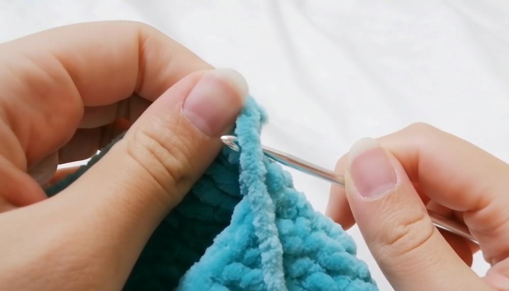 Cute Crochet Bear Wallet Pattern 4