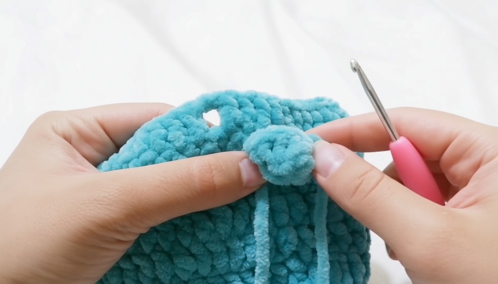 Cute Crochet Bear Wallet Pattern 5