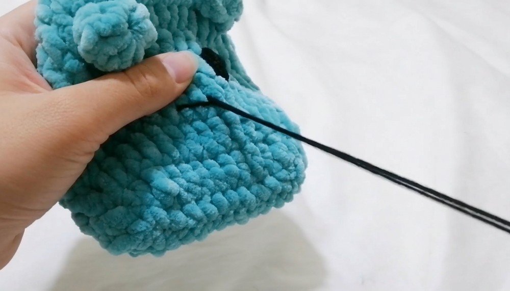 Cute Crochet Bear Wallet Pattern 6