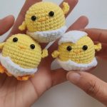 Cute Crochet Eggshell Chicks Pattern 10