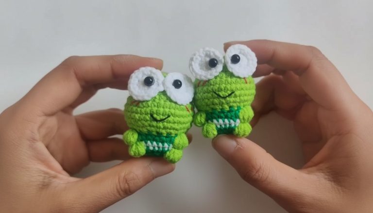 Cute Crochet Frog Amigurumi Pattern 10