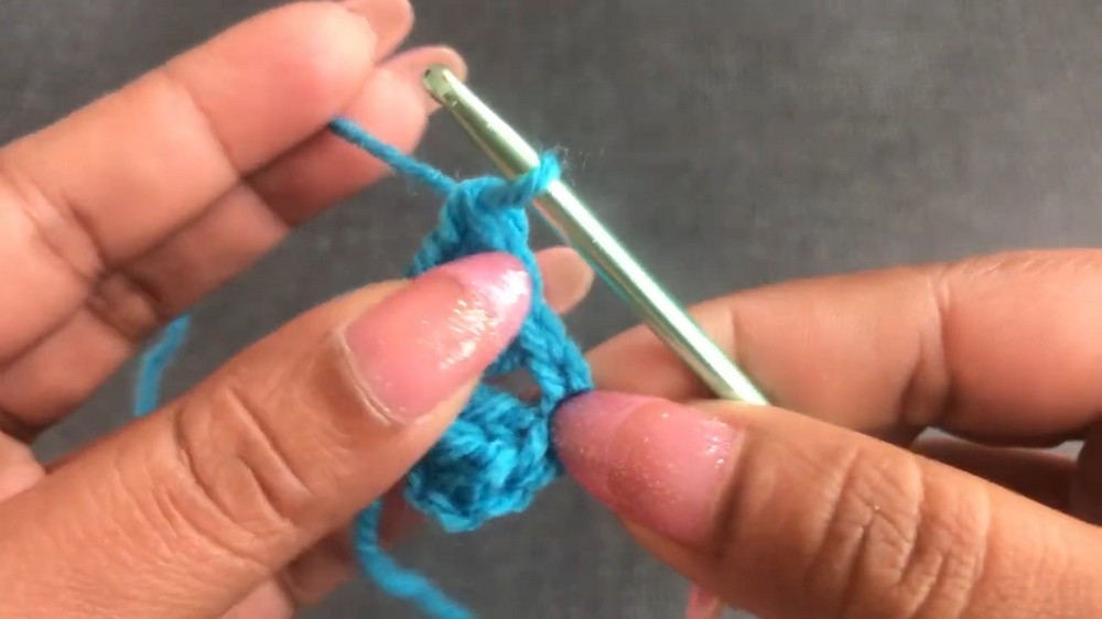 Cute & Easy Crochet Blanket Pattern 1