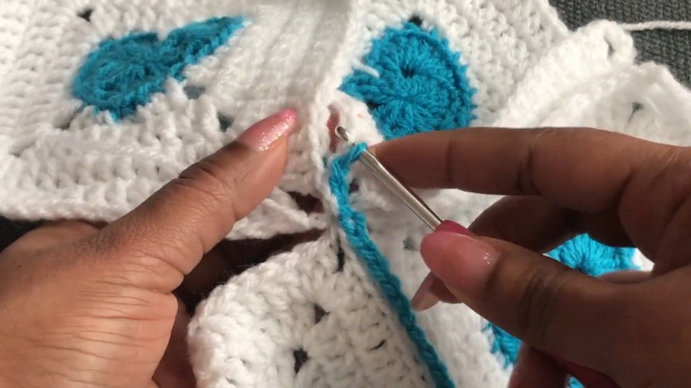 Cute & Easy Crochet Blanket Pattern 5
