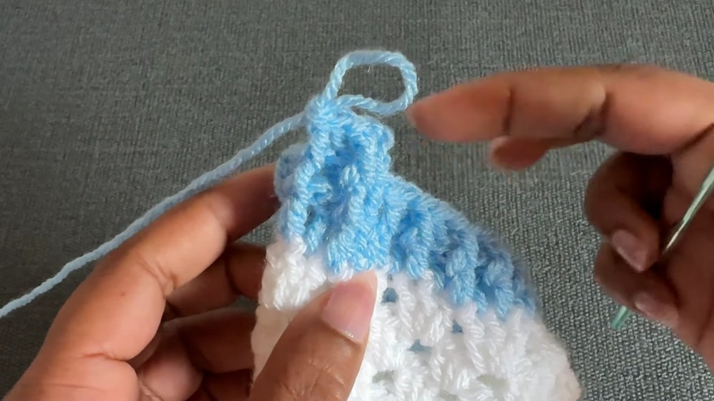 Easy & Fast Crochet Pant Pattern 6
