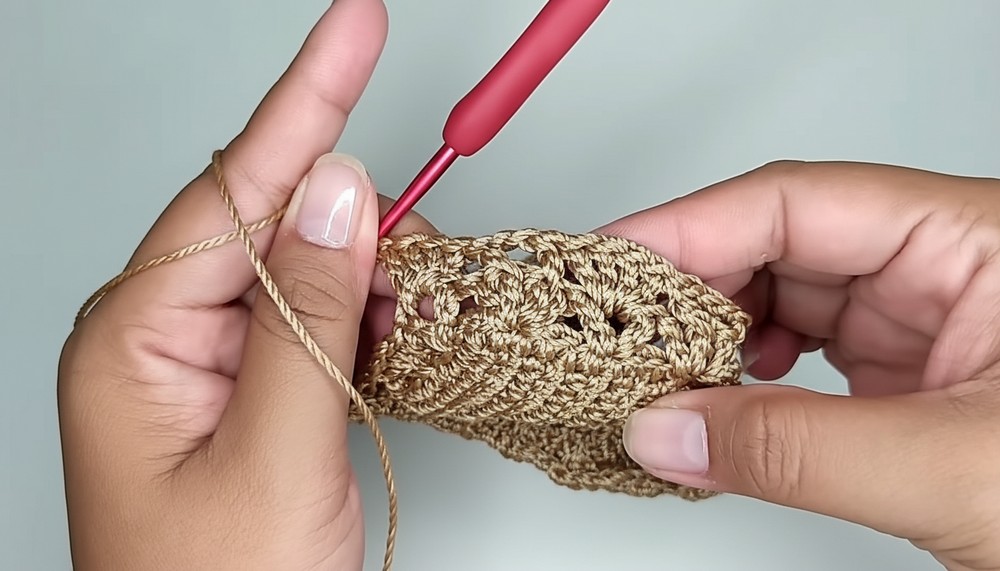 Super Easy Crochet Bag Pattern 4